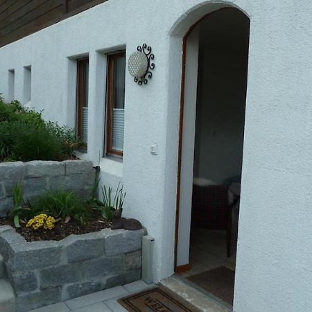 Holzji Apartment Glis Bagian luar foto
